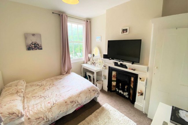 91 Thornbury Road, Isleworth, TW7 4NL
 6