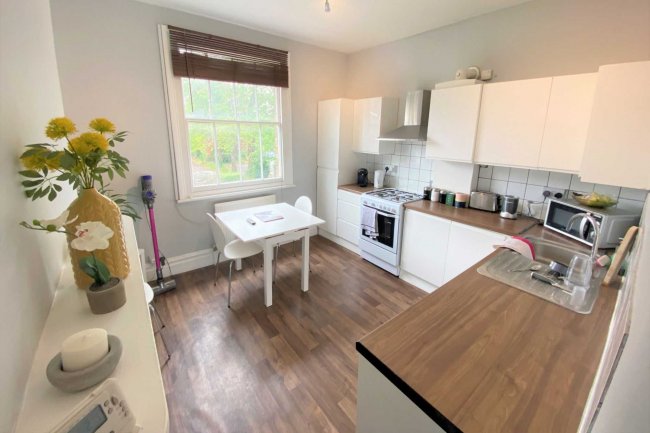 91 Thornbury Road, Isleworth, TW7 4NL
 6