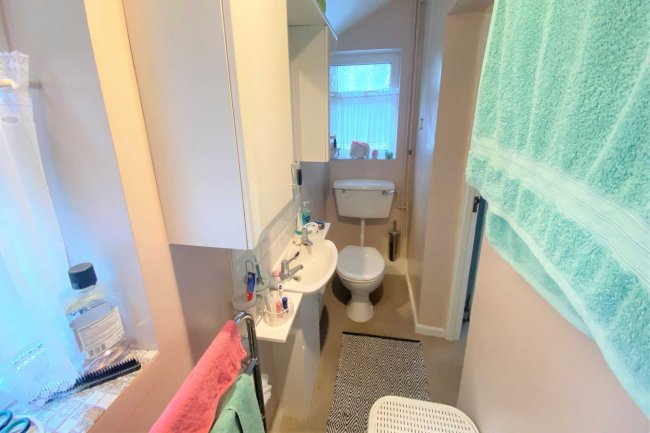 91 Thornbury Road, Isleworth, TW7 4NL
 6