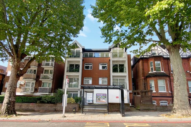 Kings Court, 523 Finchley Road, Hampstead, London NW3 7BP
 8