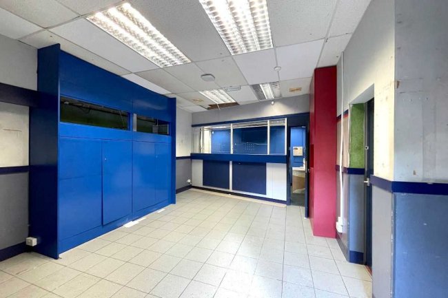 11 Russell Place, Greenland Dock, London SE16 7PL
 8