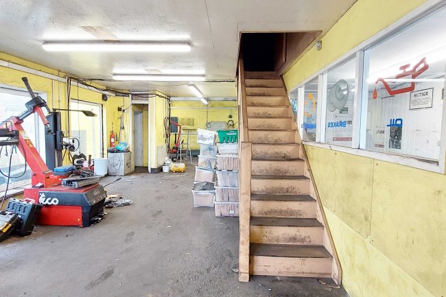 172 Portland Road, Wyke Regis, Weymouth DT4 9AE
 5