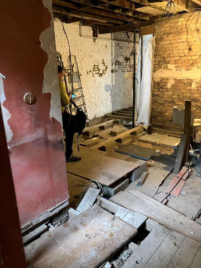 11A Offley Road, London SW9 0LR
 10