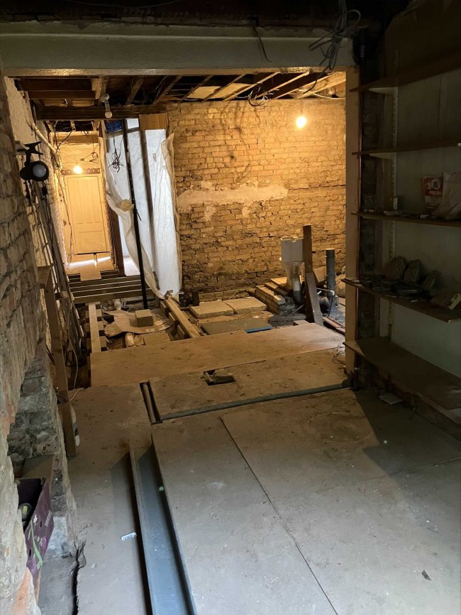 11A Offley Road, London SW9 0LR
 10