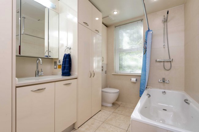 8 Rosemont Road, West Hampstead, London NW3 6NE 
 4