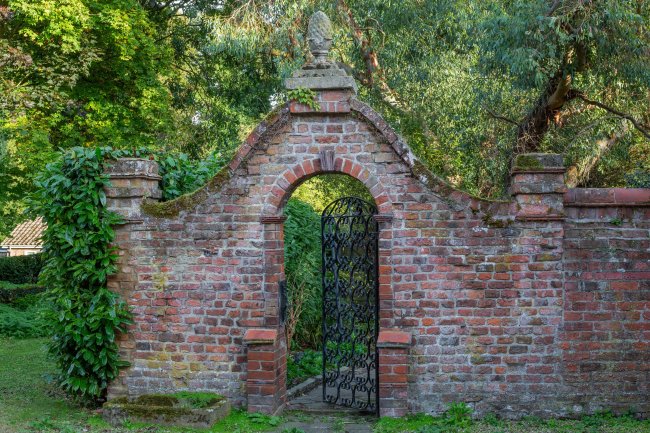 Ashwell House & The Coach House, 11 & 11a London Road, Long Sutton, Lincolnshire, PE12 9EA
 4