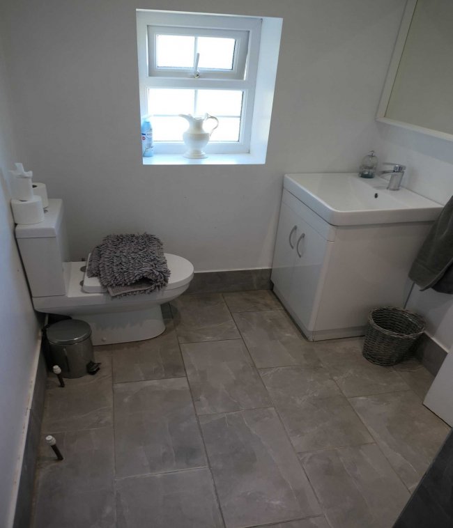 1 Orchard Cottages, Bottle Lane, Littlewick Green, Maidenhead, Berkshire, SL6 3SB
 3