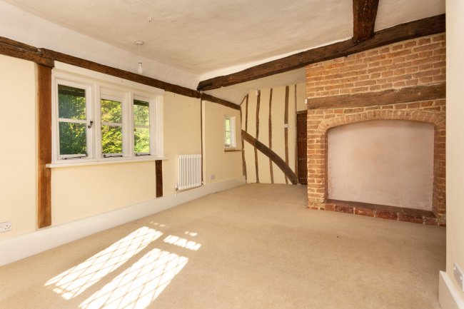 The Barton, Patrixbourne Road, Patrixbourne, near Canterbury, Kent CT4 5BP
 1