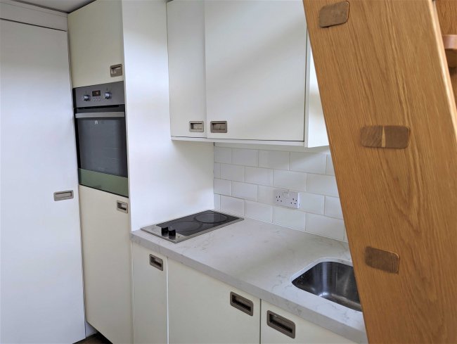 241 Dawes Road, Fulham, London SW6 7RD
 4