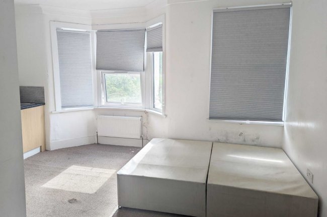 7 Rowton Road, Plumstead, London SE18 2TE
 2