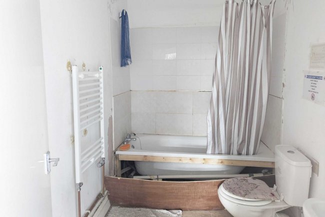 7 Rowton Road, Plumstead, London SE18 2TE
 2