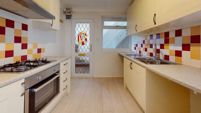 7a Winchester Street, Whitchurch, Hampshire, RG28 7AH
 7