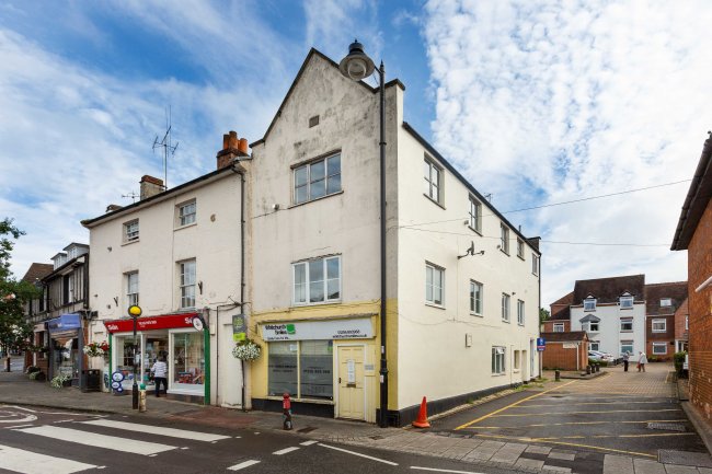 7a Winchester Street, Whitchurch, Hampshire, RG28 7AH
 7