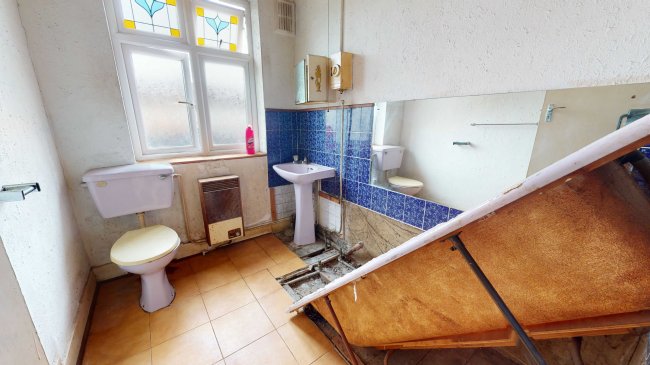 91 Chadwell Heath Lane, Romford, Essex, RM6 4NP
 1