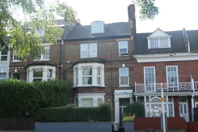 First Floor Flat, 83 The Vale, Acton, London W3 7RG
 3