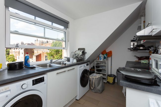 11 Dennington Park Road, West Hampstead, London, NW6 1BB 2