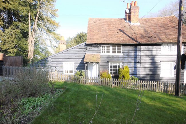 3 Boyles Court Cottages, Dark Lane, Warley, Essex CM14 5LN
 3