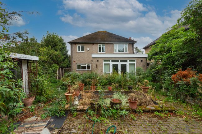 285 Pickhurst Lane, West Wickham, Kent, BR4 0HW
 6