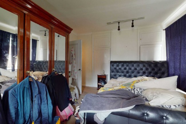Flat 12 Roehampton Close, Putney, London, SW15 5LU
 9