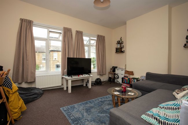 176 Wellfield Road, Streatham, London SW16 2BU
 5