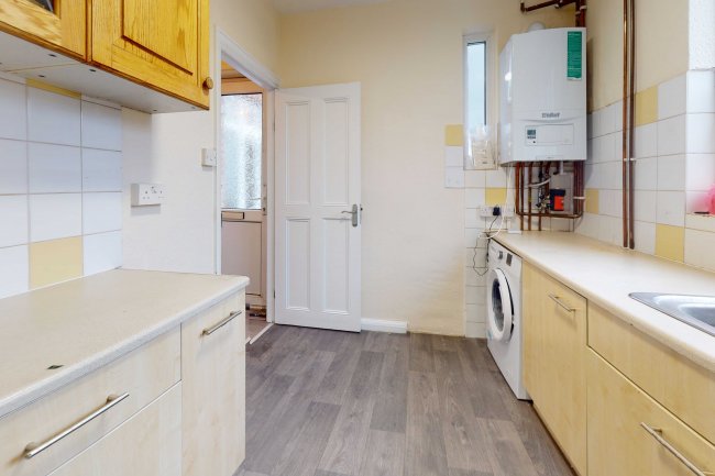 3 Russell Parade, Russell Hill Road, Purley, Surrey CR8 2LE
 10