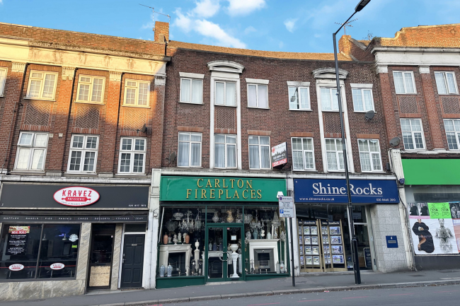 3 Russell Parade, Russell Hill Road, Purley, Surrey CR8 2LE
 10