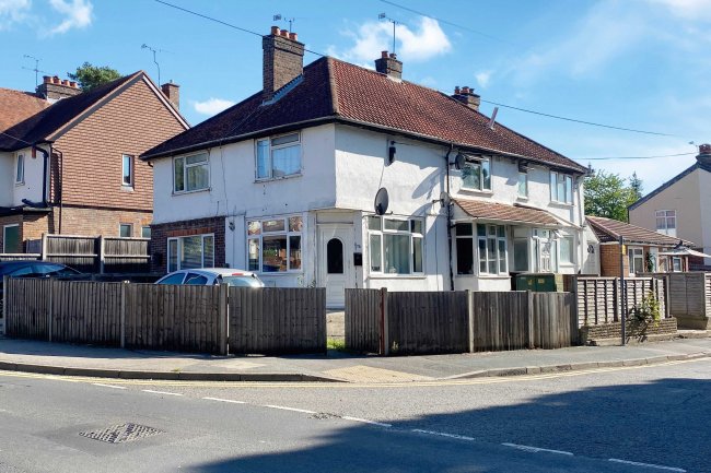 Ground Floor, 17A and 17B Chapel Lane, High Wycombe, Buckinghamshire, HP12 4BD
 6