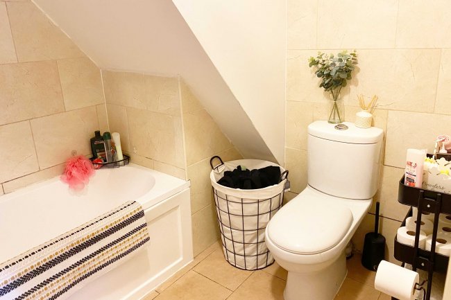 Ground Floor, 17A and 17B Chapel Lane, High Wycombe, Buckinghamshire, HP12 4BD
 6