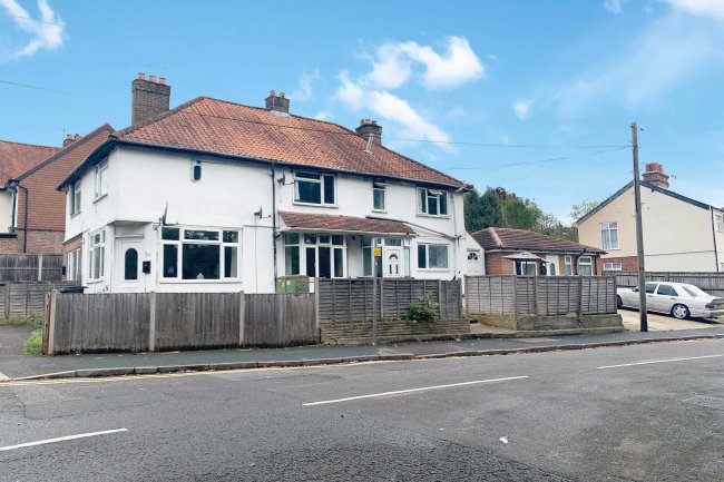 Ground Floor, 17A and 17B Chapel Lane, High Wycombe, Buckinghamshire, HP12 4BD
 6