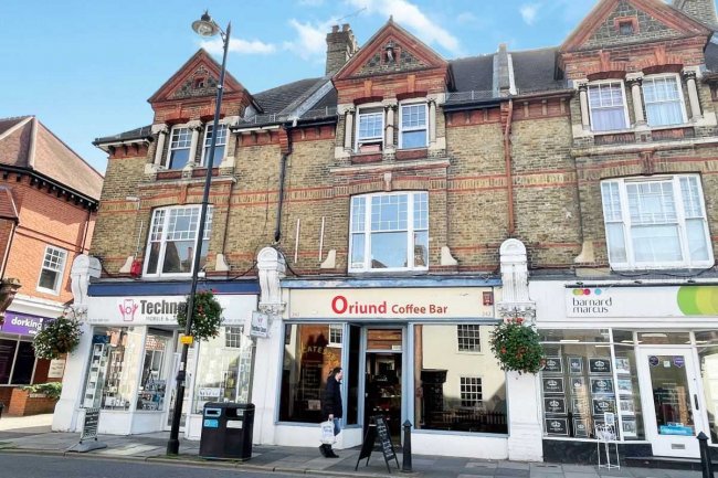 242 High Street, Dorking, Surrey, RH4 1QR 10