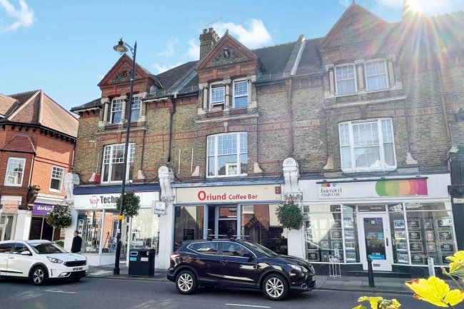 242 High Street, Dorking, Surrey, RH4 1QR 10