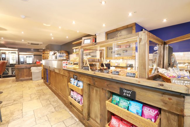 21 Northbrook Street, Newbury, RG14 1DJ
 9