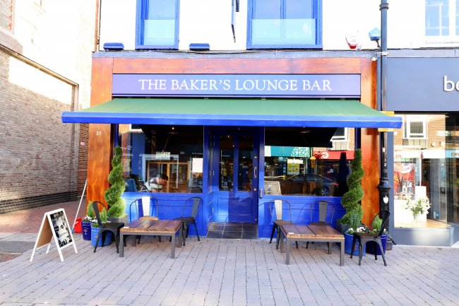 21 Northbrook Street, Newbury, RG14 1DJ
 9