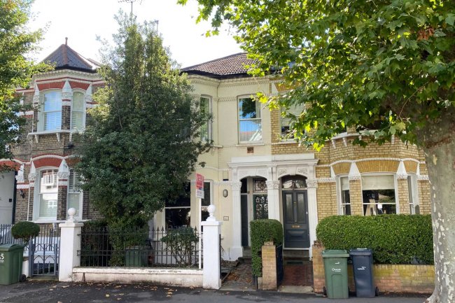 83a Crescent Lane, Clapham, London, SW4 9PT
 4