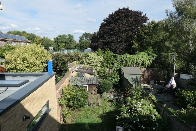 72 Garfield Road, Wimbledon, London SW19 8SB
 9