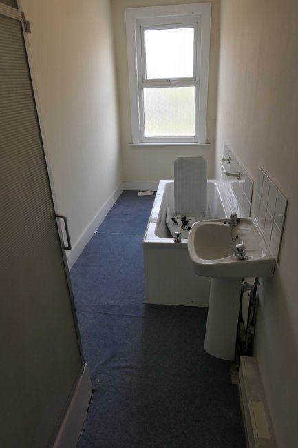 72 Garfield Road, Wimbledon, London SW19 8SB
 9