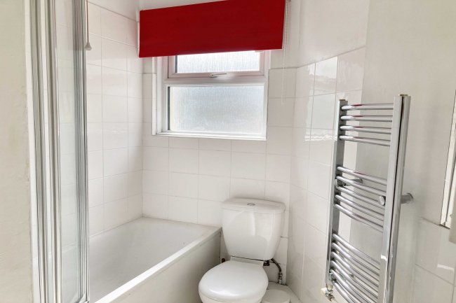 52 Eastlake Road, Camberwell, London, SE5 9QL
 2