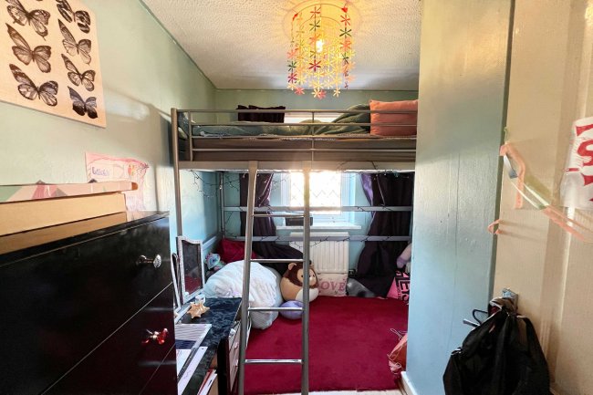 29 Freshfield Gardens, Allerton, Bradford, BD15 7PP 7