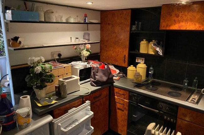 Former St Martin’s Church, Mockbeggar Lane, Ibsley, Ringwood, Hampshire BH24 3PP
 7