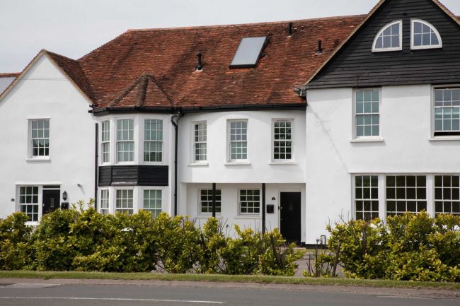 The Pheasantry, London Road, West Winterslow, Wiltshire SP5 1BN
 7