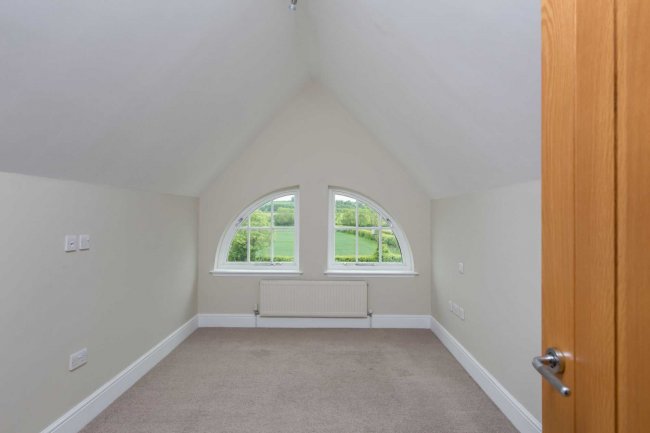 The Pheasantry, London Road, West Winterslow, Wiltshire SP5 1BN
 7