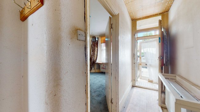 129 Casewick Road, West Norwood, London, SE27 0TA
 6