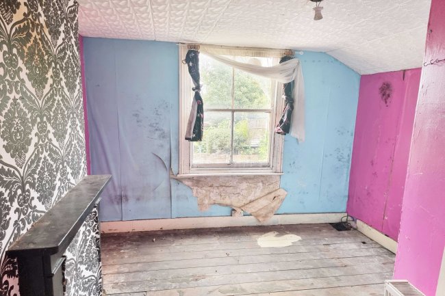 90 London Road, Bromley, BR1 3RL 1