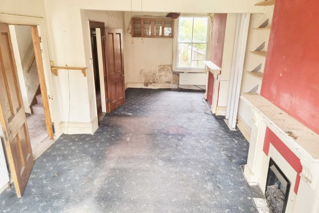 90 London Road, Bromley, BR1 3RL 1