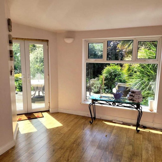 4 The Avenue, Broughton Astley, Leicester, Harborough, Leicestershire, LE9 6QJ
 10