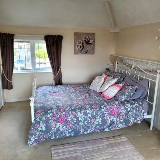 4 The Avenue, Broughton Astley, Leicester, Harborough, Leicestershire, LE9 6QJ
 10