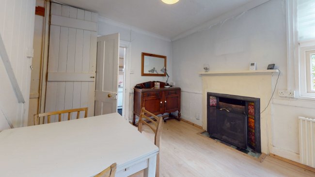 70 Spring Rise, Egham, Surrey, TW20 9PS
 8