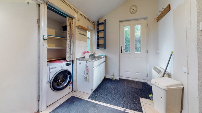 70 Spring Rise, Egham, Surrey, TW20 9PS
 8