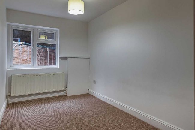 4 Stracey Road, Forest Gate, London, E7 0HG
 10