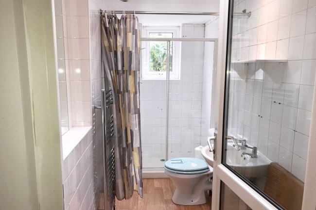 42 Mansfield Road, Walthamstow, London, E17 6PJ 9